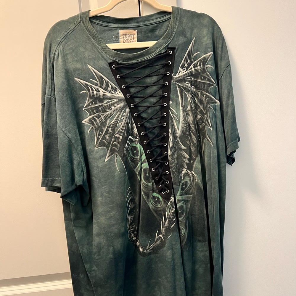 LF Vintage lace up tshirt